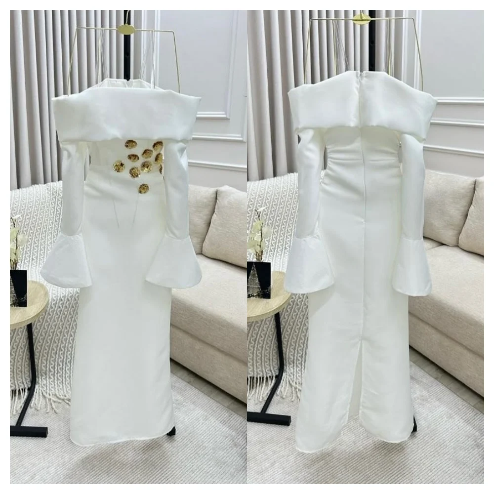 Customized Elegant White Jersey Evening Dress Fashion Boat Neck Off the Shoulder Long Sleeves Party Dress Classic Cele
Customized Elegant White Jersey Evening Dress Fashion Boat Neck Off the Shoulder Long Sleeves Party Dress Classic Cele