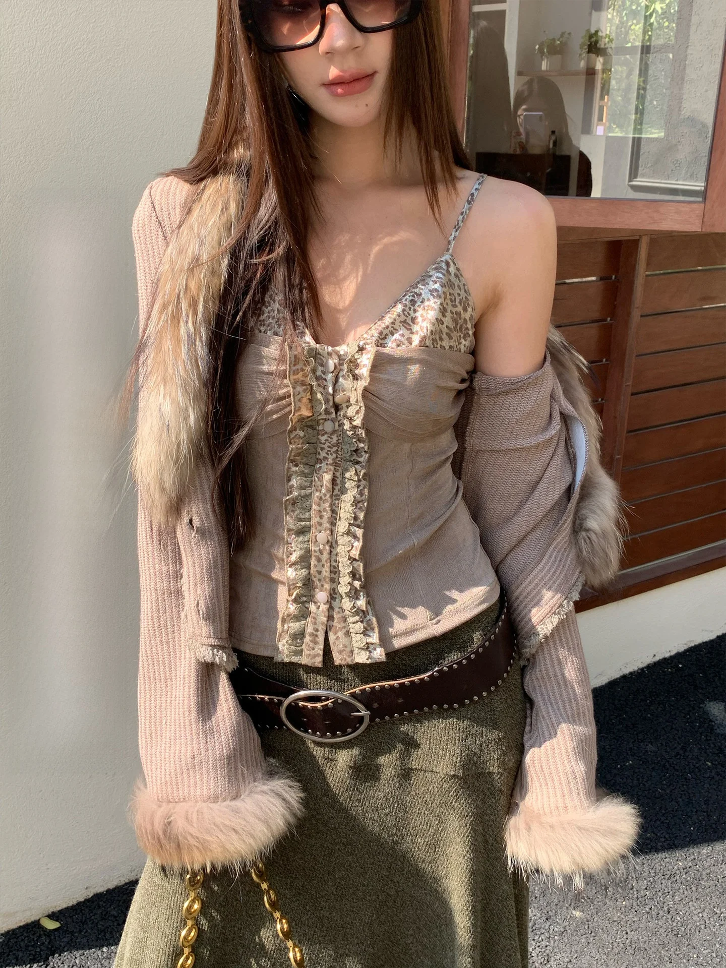 Versatile Leopard Print Patchwork Wooden Ear oulder Strap Vest Women's Inner Wear Top Vintage Sle Polyester Blend
Versatile Leopard Print Patchwork Wooden Ear oulder Strap Vest Women's Inner Wear Top Vintage Sle Polyester Blend
