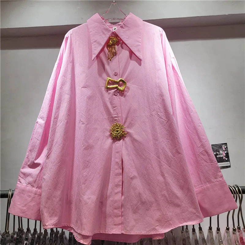 2026 Spring Turn-Down Collar Metal Button Decorative Design Sense Oversized Long Sleeve French Elegant Temperament Shirt Ladies
2026 Spring Turn-Down Collar Metal Button Decorative Design Sense Oversized Long Sleeve French Elegant Temperament Shirt Ladies