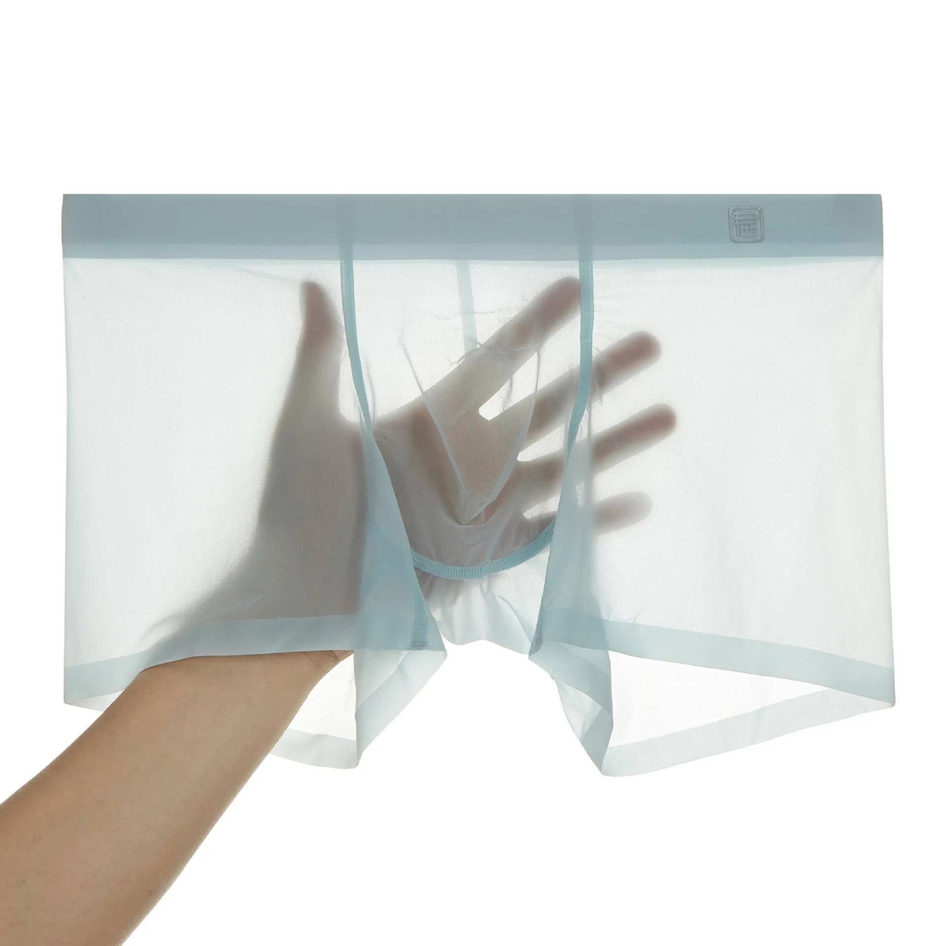 Мужское нижнее белье из ледяного шелка 8D, ультратонкое дышащее бесшовное нижнее белье, прозрачные сексуальные четыре выпуклые брюки, U-образная сумка-боксер, хит продаж
Мужское нижнее белье из ледяного шелка 8D, ультратонкое дышащее бесшовное нижнее белье, прозрачные сексуальные четыре выпуклые брюки, U-образная сумка-боксер, хит продаж