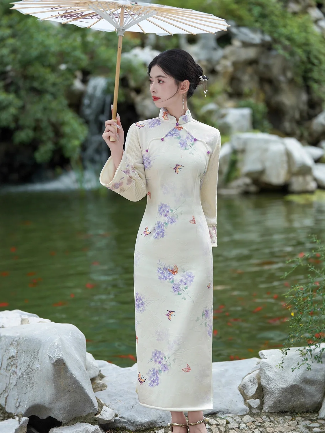Весенне-осеннее модное платье Cheongsam с длинными рукавами для молодых девушек, осень 2023, новое повседневное платье Cheongsam Qipao 
Весенне-осеннее модное платье Cheongsam с длинными рукавами для молодых девушек, осень 2023, новое повседневное платье Cheongsam Qipao