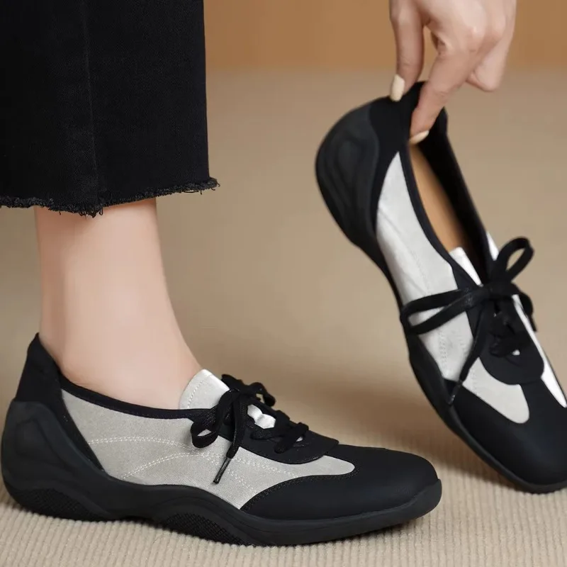 New Women Casual Loafers Sporty Color-blocked Thick Soft Sole Lightweight Wear-resistant All-match Shoes 2026
New Women Casual Loafers Sporty Color-blocked Thick Soft Sole Lightweight Wear-resistant All-match Shoes 2026