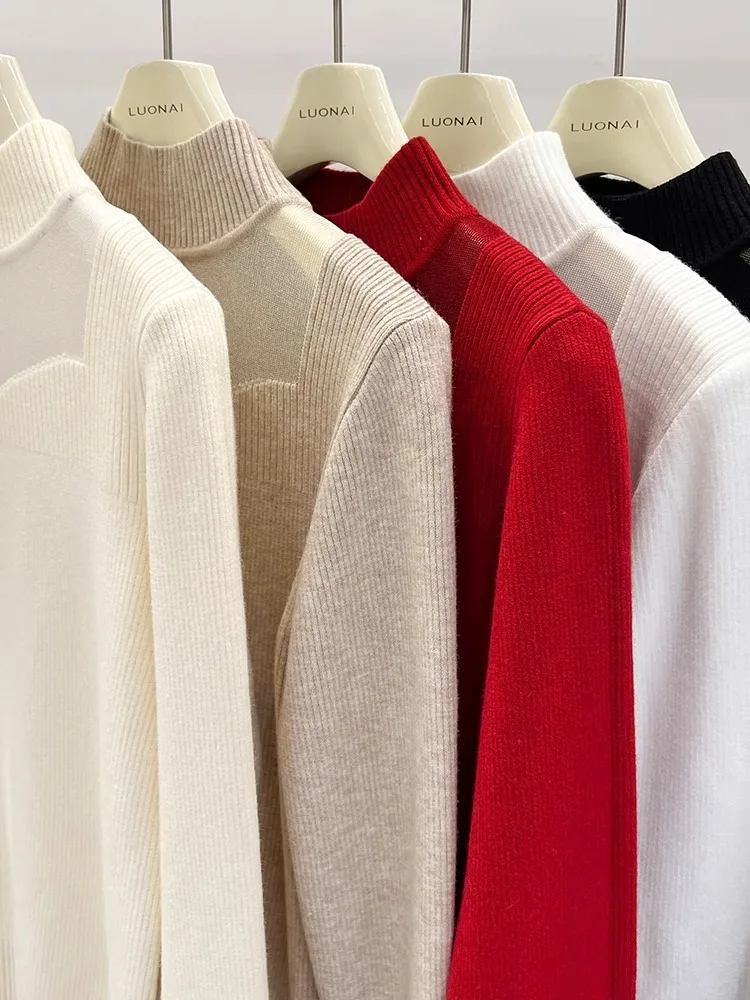 Style Clash: Прозрачная сетка из плюшевого флиса. Модный зимний топ.
Style Clash: Прозрачная сетка из плюшевого флиса. Модный зимний топ.