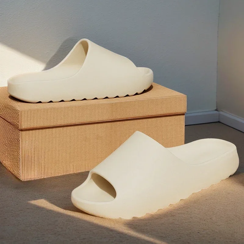 Мужские тапочки, Новое поступление, шлепанцы с мягкой подошвой, удобные уличные пляжные сандалии, женские нескользящие домашние тапочки из ЭВА
Мужские тапочки, Новое поступление, шлепанцы с мягкой подошвой, удобные уличные пляжные сандалии, женские нескользящие домашние тапочки из ЭВА