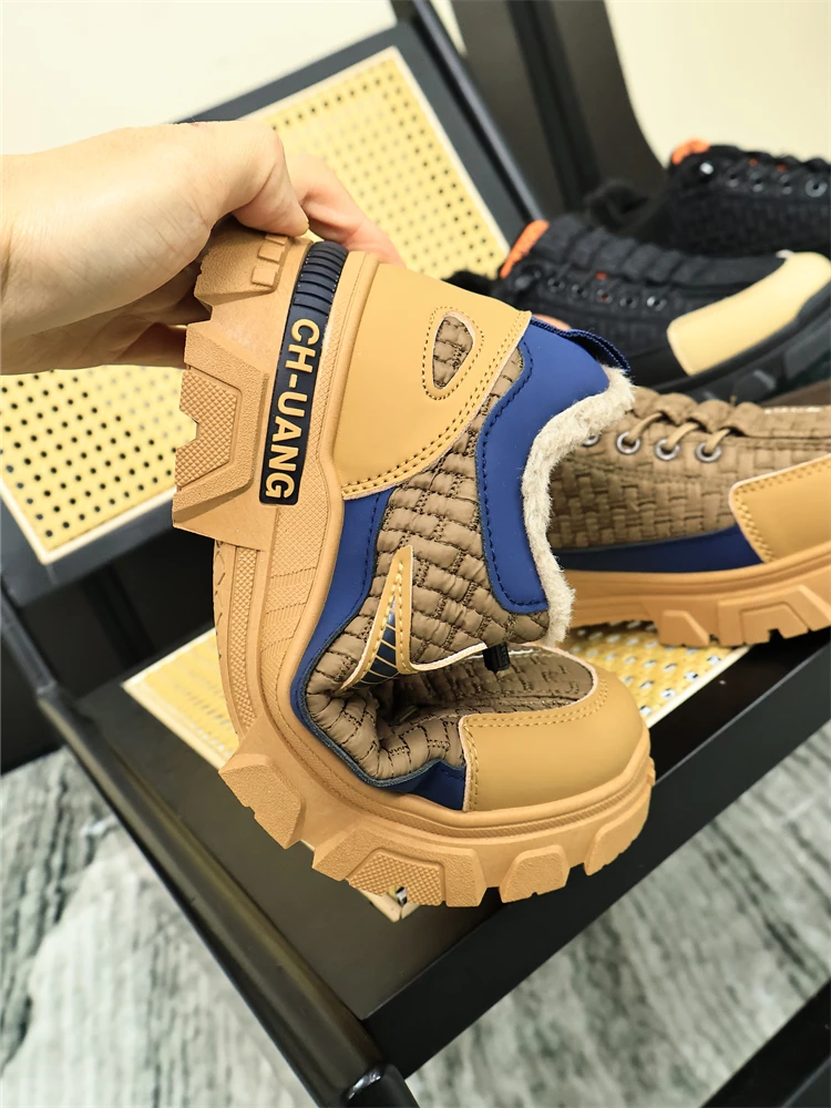 Men's Casual Shoes Fashionable Warm Fleece Lined down Fabric TPR Soft Bottom Lace up Sports Shoes round Toe Rubber Sole
Men's Casual Shoes Fashionable Warm Fleece Lined down Fabric TPR Soft Bottom Lace up Sports Shoes round Toe Rubber Sole