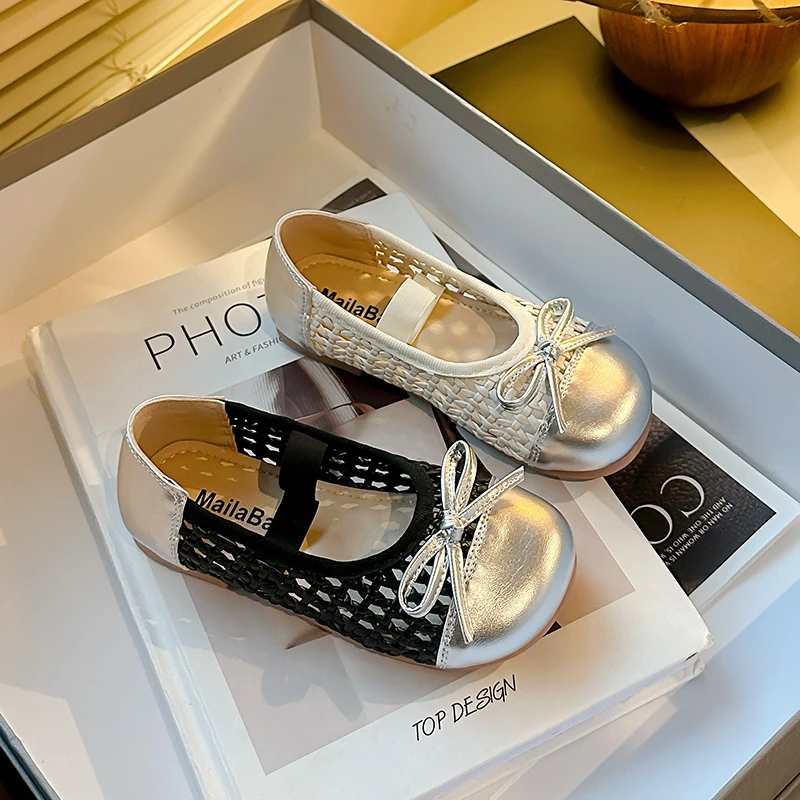 Little Girl Leather Shoes Spring Summer Versatile Children Flat Shoes Fashion Woven Style Simple Hollow-out Kids Causal Shoes
Little Girl Leather Shoes Spring Summer Versatile Children Flat Shoes Fashion Woven Style Simple Hollow-out Kids Causal Shoes