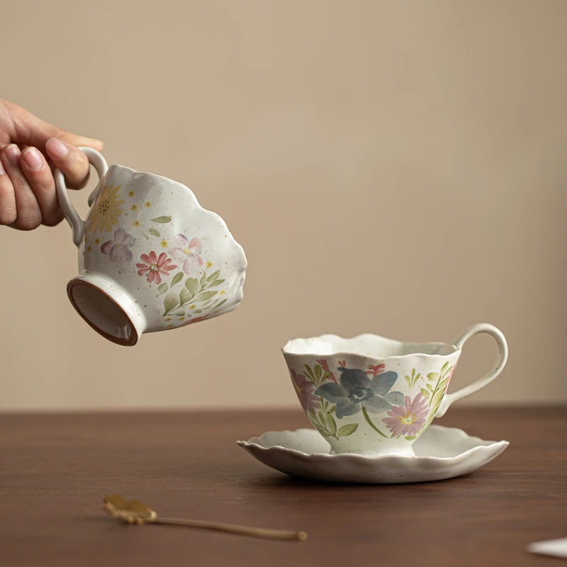 LTT Flower High-end Creative Coffee Cup Delicate Cup Saucer Set Mug
LTT Flower High-end Creative Coffee Cup Delicate Cup Saucer Set Mug