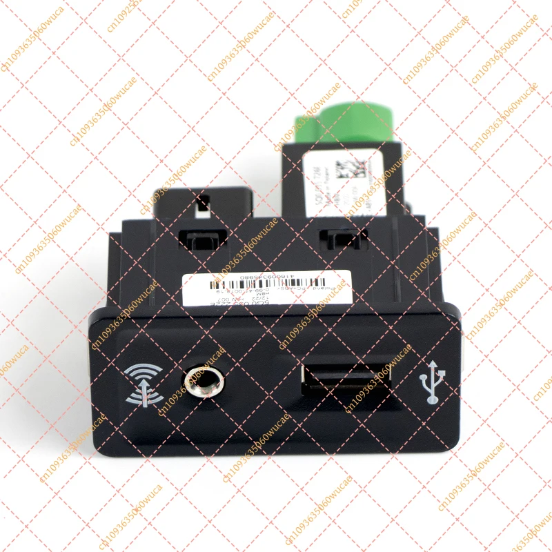 5Q0036726E 5G0035222E MIB2 Carplay USB AUX AMI Socket Adapter for VW Golf MK7
5Q0036726E 5G0035222E MIB2 Carplay USB AUX AMI Socket Adapter for VW Golf MK7
