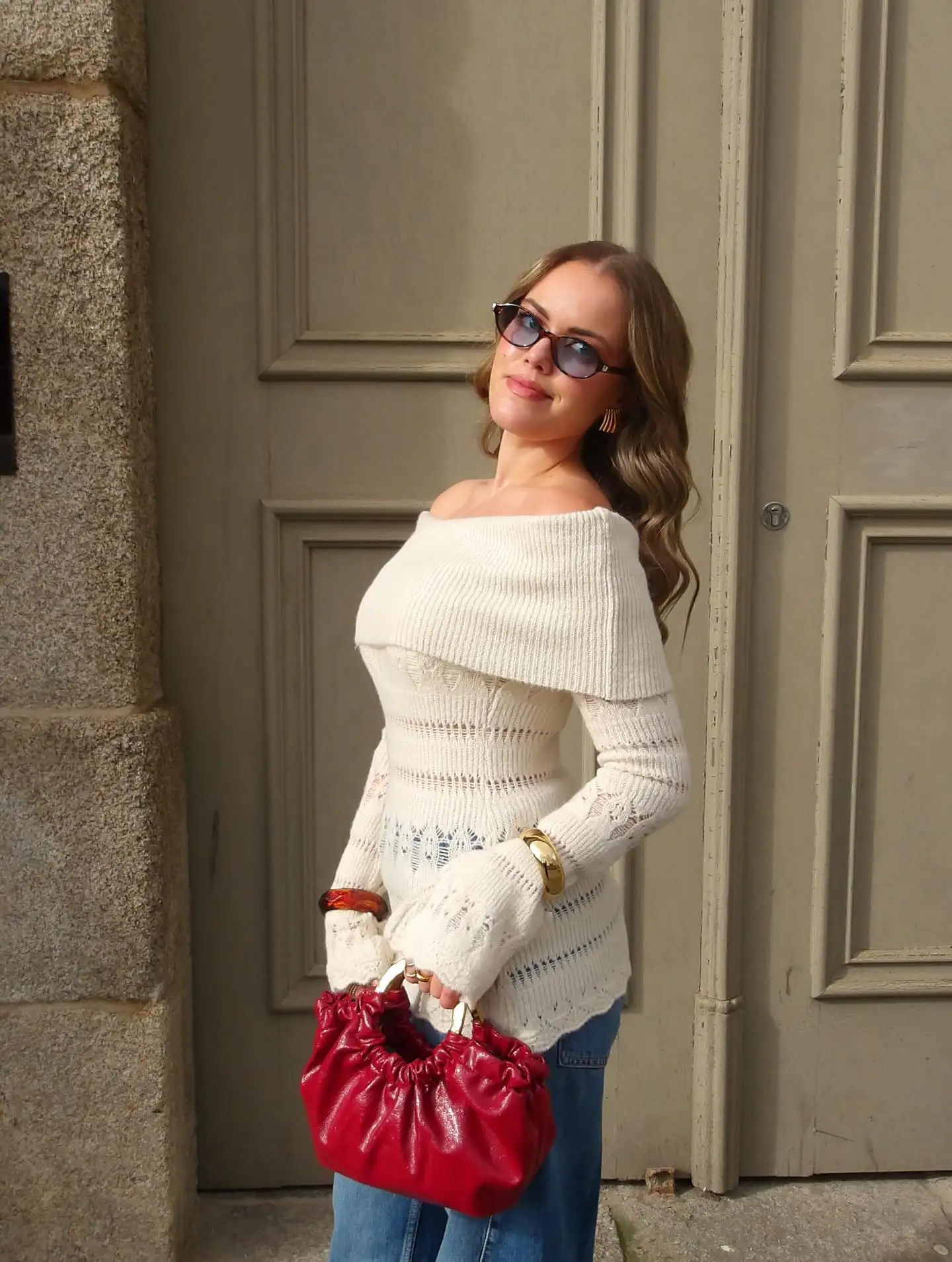 HH Новый женский ранний весенний модный дизайн Sense с открытыми плечами вязаный пуловер с разрезом на шее женский сладкий сексуальный вязаный топ
HH Новый женский ранний весенний модный дизайн Sense с открытыми плечами вязаный пуловер с разрезом на шее женский сладкий сексуальный вязаный топ