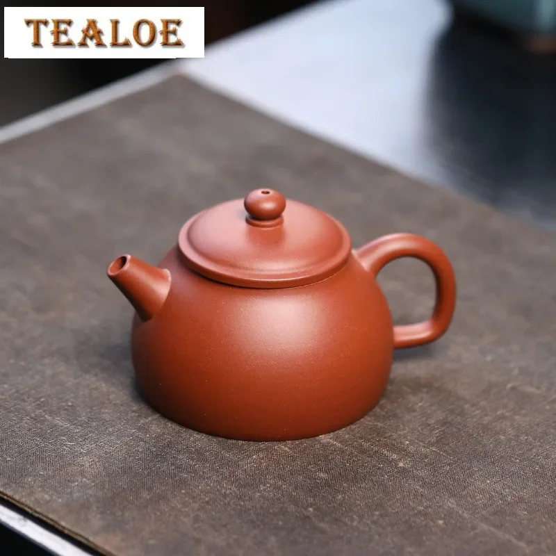 160ml Luxury Yixing Purple Clay Teapots Handmade Half Scoop Pot Raw Ore Downhill Mud Tea Soaking Kettle Zisha Teaset Accessories
160ml Luxury Yixing Purple Clay Teapots Handmade Half Scoop Pot Raw Ore Downhill Mud Tea Soaking Kettle Zisha Teaset Accessories