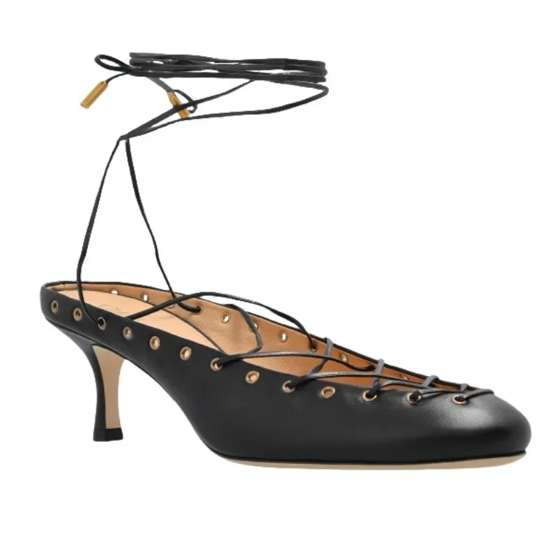 European and American Niche Light Luxury Retro Back Hollow Cross Tie Round Toe Fashion Roman Sandals Women's Ballet Shoes
European and American Niche Light Luxury Retro Back Hollow Cross Tie Round Toe Fashion Roman Sandals Women's Ballet Shoes