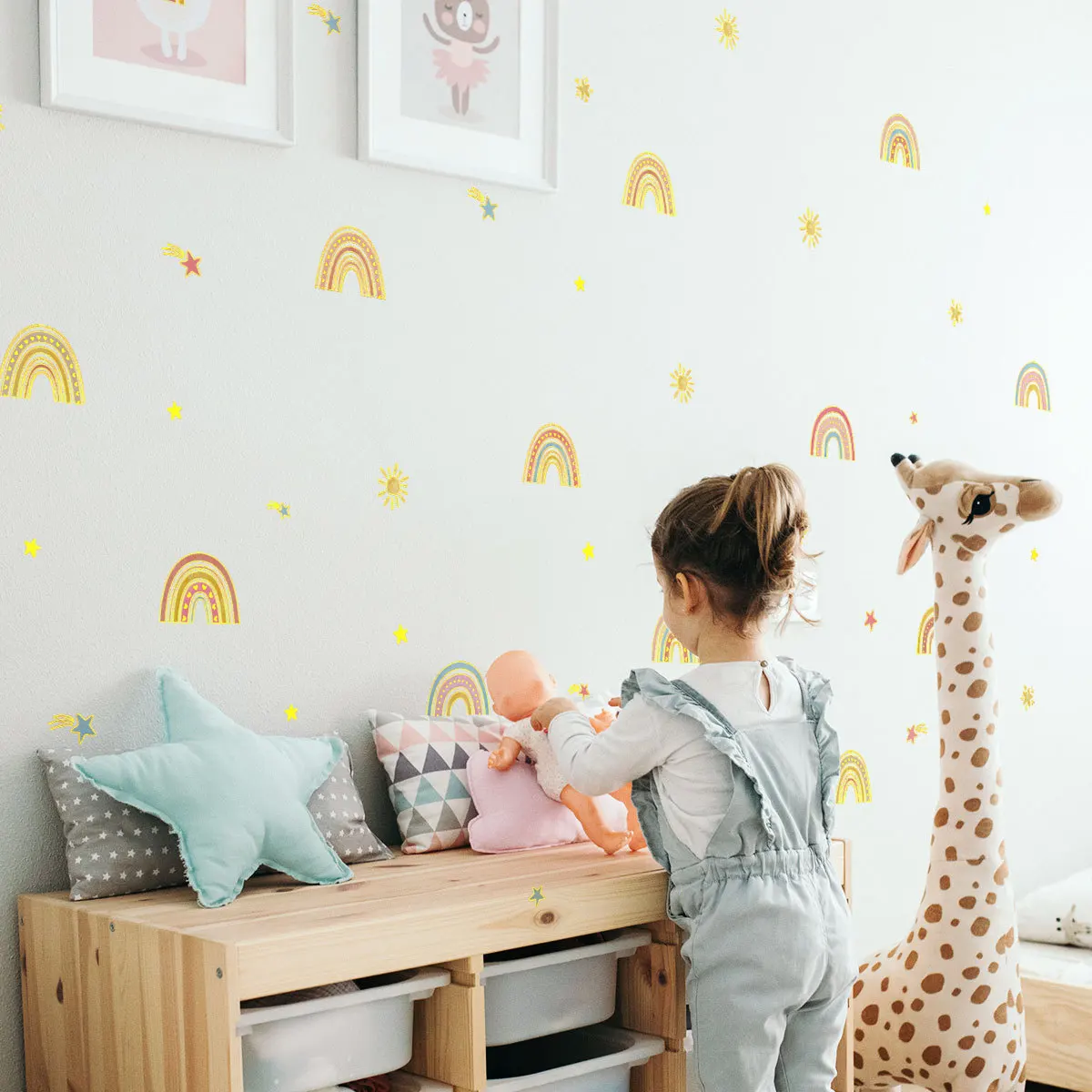 DIY Gold Foil Rainbow Star Wall Decals - Removable Celestial Decor for Kids' Room & Nursery 
DIY Gold Foil Rainbow Star Wall Decals - Removable Celestial Decor for Kids' Room & Nursery