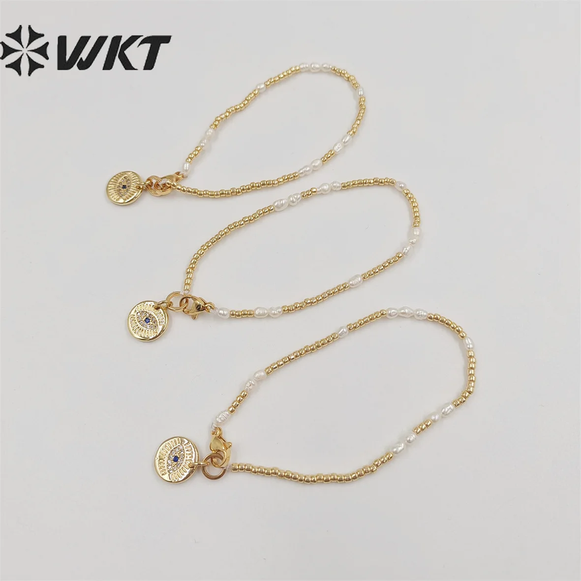 WT-MPB058 WKT Fashion Tiny Beads Flexible Bracelet Micropave Evil Eye With Gold Plated Chain For Women Bangle Jewelry Gift
WT-MPB058 WKT Fashion Tiny Beads Flexible Bracelet Micropave Evil Eye With Gold Plated Chain For Women Bangle Jewelry Gift