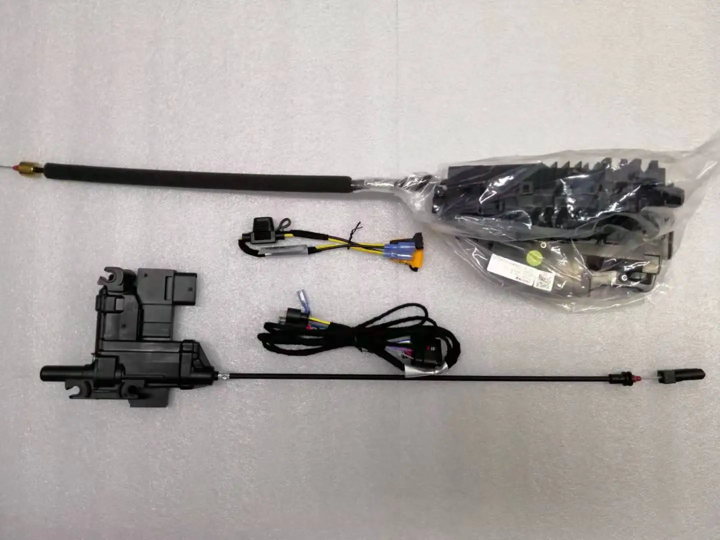 Certificated Plug and Play Auto Electronic Parts Electric Suction Door Car Door Soft for Mercedes Benz Whole Series
Certificated Plug and Play Auto Electronic Parts Electric Suction Door Car Door Soft for Mercedes Benz Whole Series