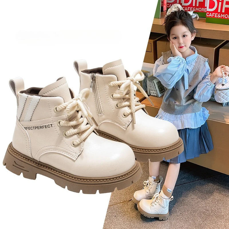 Children's Short Boots, Girls' British Style Fashionable Soft-soled Boots with Anti-slip and Wear-resistant Leather Single Boots
Children's Short Boots, Girls' British Style Fashionable Soft-soled Boots with Anti-slip and Wear-resistant Leather Single Boots
