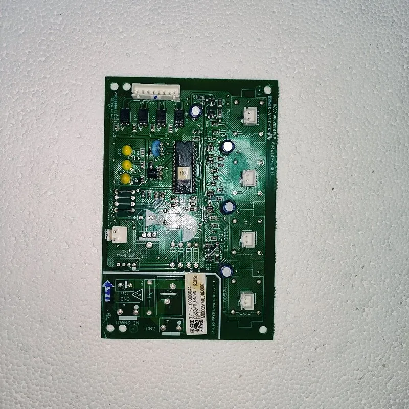 Новая материнская плата для кондиционера Midea 17127100000044 CE-LSQWRFL65M/AN1-H.D 17127100000052
Новая материнская плата для кондиционера Midea 17127100000044 CE-LSQWRFL65M/AN1-H.D 17127100000052