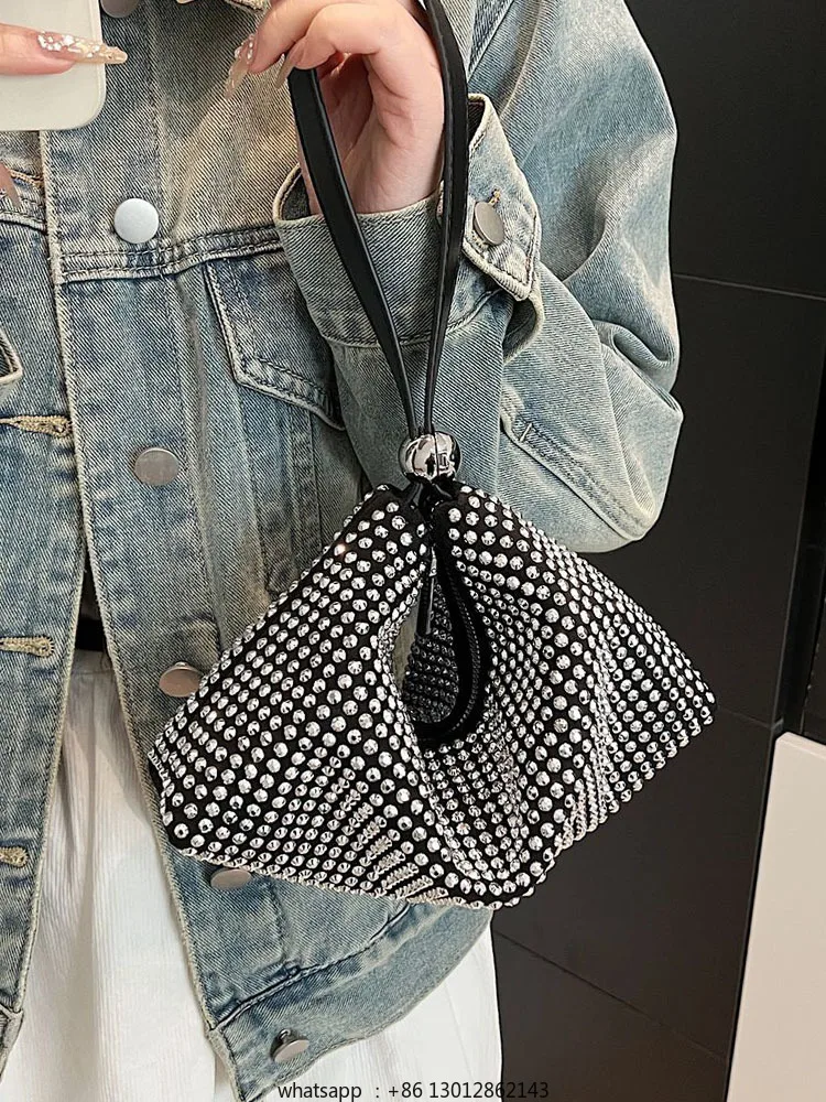 Niche diamond armpit bag fashion shoulder bag
Niche diamond armpit bag fashion shoulder bag