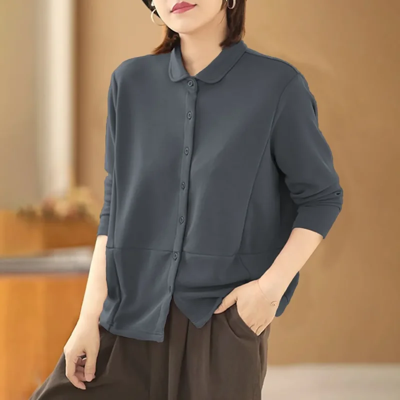 Новый женский весенне-осенний модный однотонный свободный бархатный топ на пуговицах с воротником-поло на пуговицах, повседневный топ с длинными рукавами
Новый женский весенне-осенний модный однотонный свободный бархатный топ на пуговицах с воротником-поло на пуговицах, повседневный топ с длинными рукавами