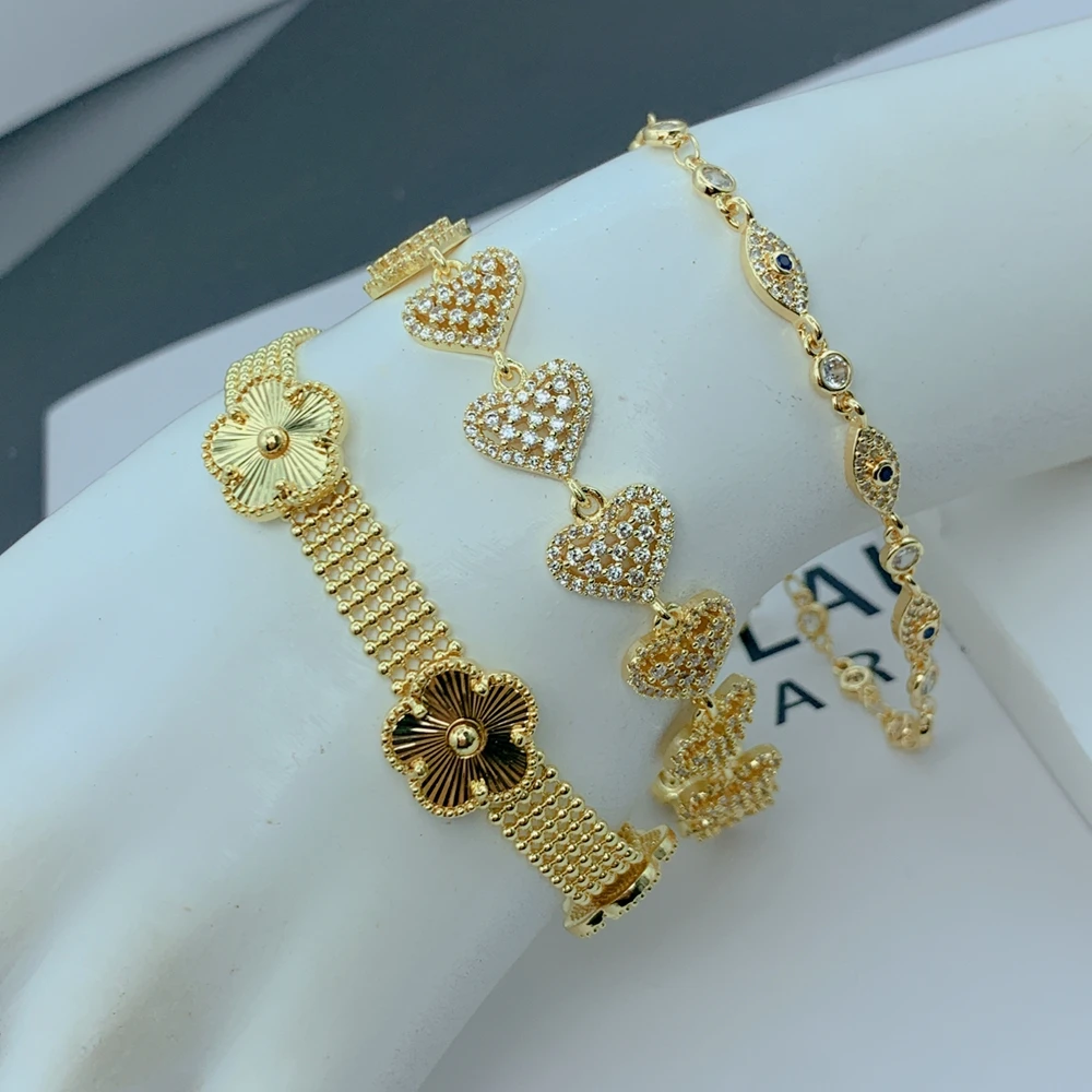 Dainty Zircon Metal Heart Link Chain Bracelet for Women Trend Fashion Flower Gift Jewelry Accessories Gift
Dainty Zircon Metal Heart Link Chain Bracelet for Women Trend Fashion Flower Gift Jewelry Accessories Gift