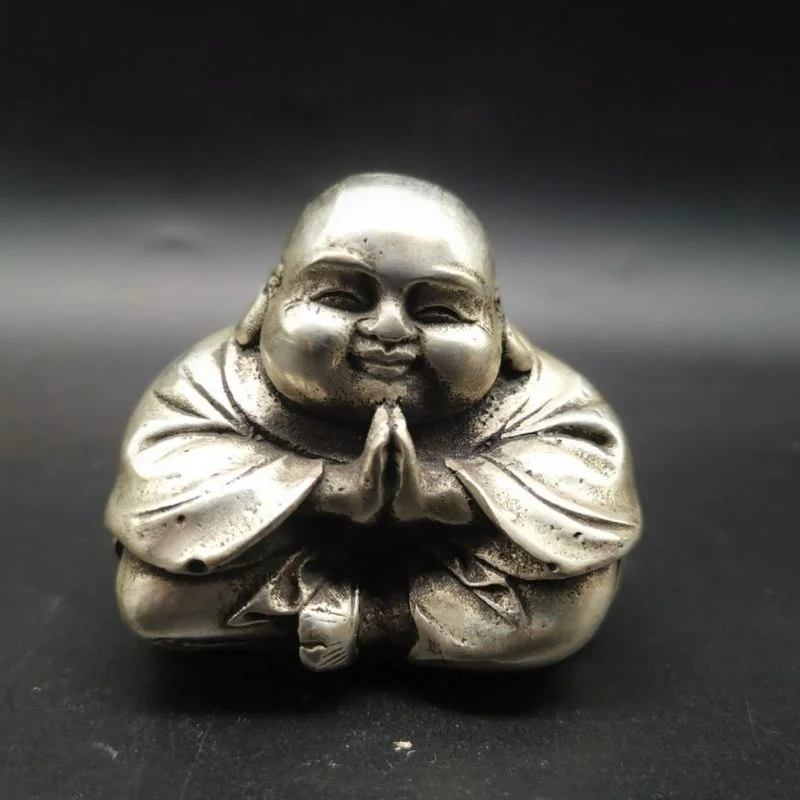 Retro Statue Chinese White Copper Hand-carved Monk Buddha Statue decoration craft
Retro Statue Chinese White Copper Hand-carved Monk Buddha Statue decoration craft