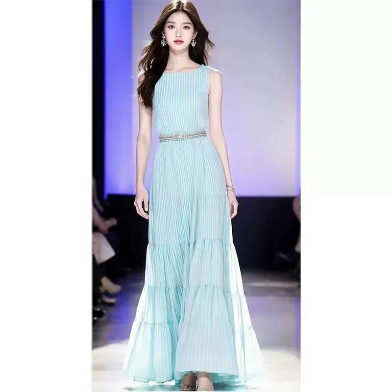 Elegant Dress 2024 For Women Edible Tree Fungus Sleeveless O-neck Polyester Long Fashion Club Party Summer
Elegant Dress 2024 For Women Edible Tree Fungus Sleeveless O-neck Polyester Long Fashion Club Party Summer