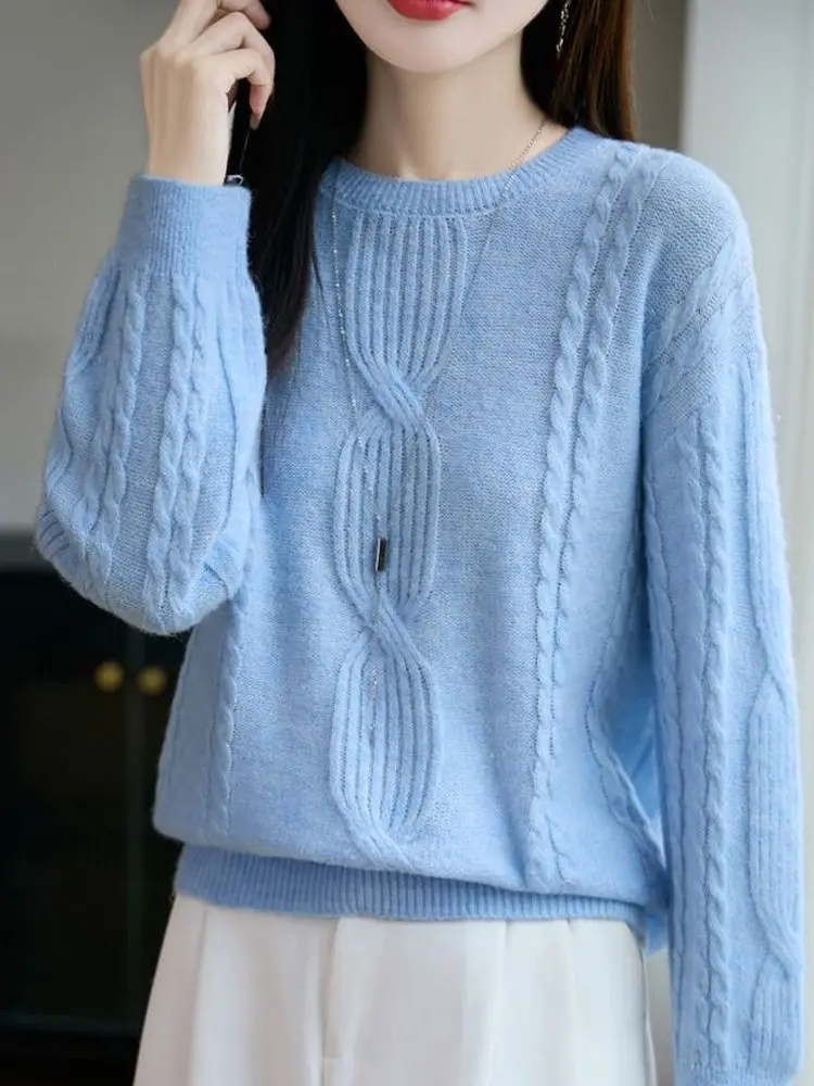 Loose round Neck Knitwear for Women plus Size Comfortable Base Shirt Fashionable Button Design Spring Autumn Winter Ladies Top
Loose round Neck Knitwear for Women plus Size Comfortable Base Shirt Fashionable Button Design Spring Autumn Winter Ladies Top