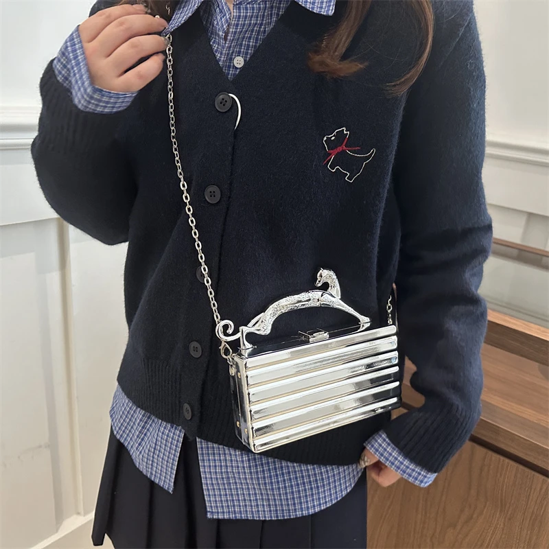 Acrylic European and American Minimalist Ice Crack Personalized Design Versatile Chain Crossbody Box Bag for Women
Acrylic European and American Minimalist Ice Crack Personalized Design Versatile Chain Crossbody Box Bag for Women