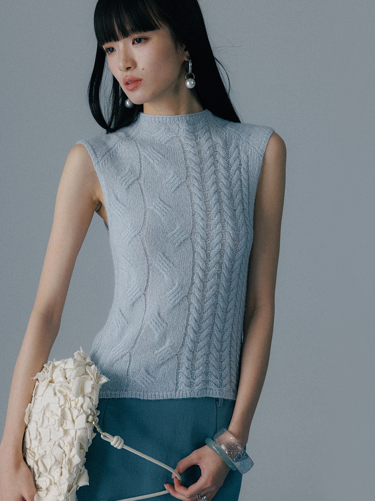 Оригинальный винтажный вязаный свитер из шерсти альпаки с новыми цветовыми акцентами, ретро-стиль, для женщин
Оригинальный винтажный вязаный свитер из шерсти альпаки с новыми цветовыми акцентами, ретро-стиль, для женщин