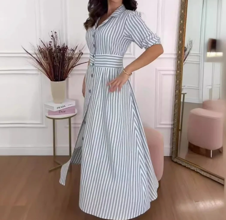 Fashionable Striped Print, Elegant Style, and Stylish Lapel Shirt with Waistband Button Design for A Casual and Elegant Dress
Fashionable Striped Print, Elegant Style, and Stylish Lapel Shirt with Waistband Button Design for A Casual and Elegant Dress