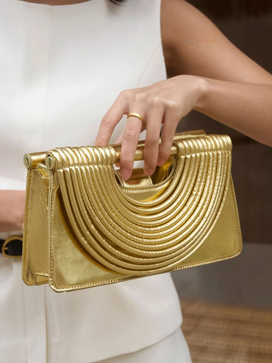 UGALS Minimalist Style Casual Dinner Bag Handheld Crossbody Small Square Bag Fashionable Evening Bag Leather Handbag
UGALS Minimalist Style Casual Dinner Bag Handheld Crossbody Small Square Bag Fashionable Evening Bag Leather Handbag
