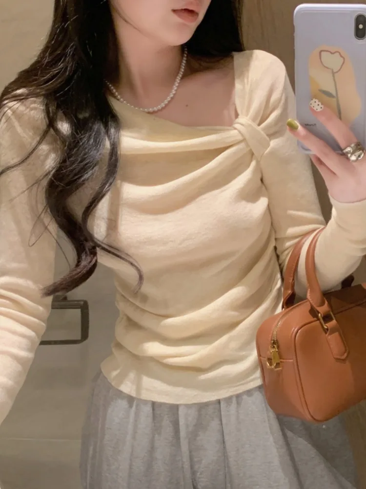 Slim Fit Knitted Top Women's Autumn Fashion Casual Style Long Sleeve Drawstring Asymmetrical Design Sexy Girl Pure Color
Slim Fit Knitted Top Women's Autumn Fashion Casual Style Long Sleeve Drawstring Asymmetrical Design Sexy Girl Pure Color