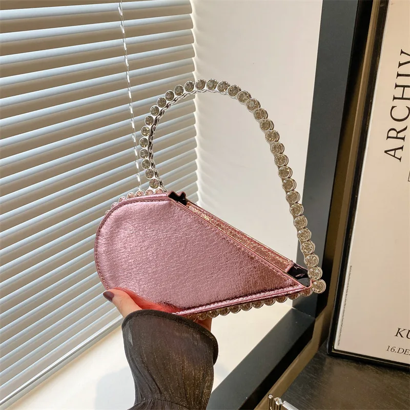 2025 Summer Niche Design Heart Rhinestone Handbag for Women Trendy Internet Famous Party Purse Elegant Evening Clutch
2025 Summer Niche Design Heart Rhinestone Handbag for Women Trendy Internet Famous Party Purse Elegant Evening Clutch