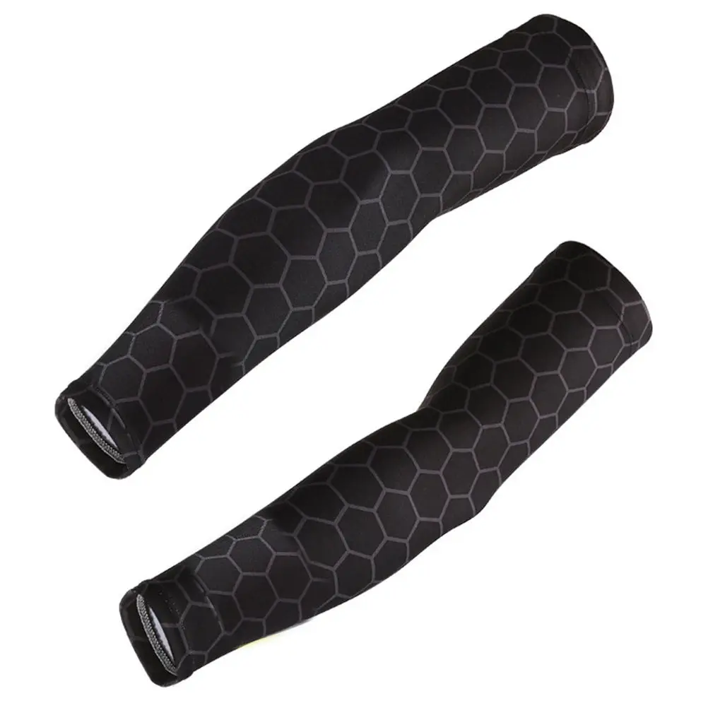 1Pair Cooling Arm Sleeves Unisex Uv Protection Soft Elastic Quick Dry Long Sleeve Arm Covers for Cycling Outdoor Activities
1Pair Cooling Arm Sleeves Unisex Uv Protection Soft Elastic Quick Dry Long Sleeve Arm Covers for Cycling Outdoor Activities
