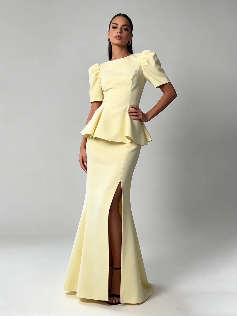 LIMO 2026 New Yellow Round Neck Puff Sleeve Peplum Top for Women
LIMO 2026 New Yellow Round Neck Puff Sleeve Peplum Top for Women