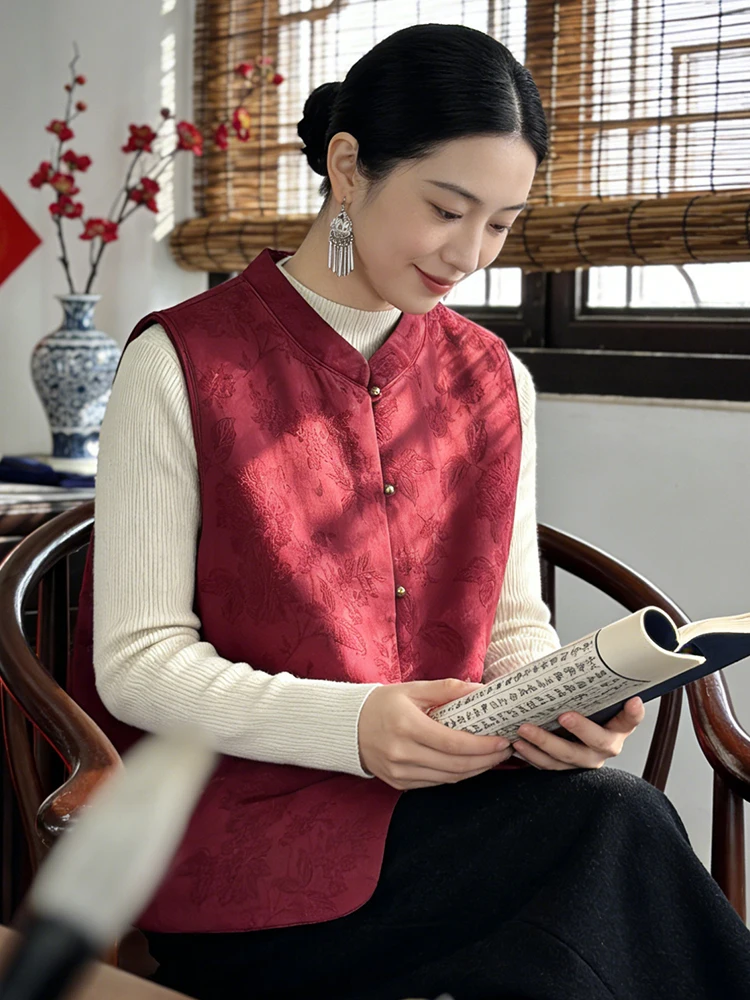 Новогоднее красное оригинальное женское китайское традиционное платье для чайной церемонии с длинными рукавами, из хлопка, с воротником-стойкой
Новогоднее красное оригинальное женское китайское традиционное платье для чайной церемонии с длинными рукавами, из хлопка, с воротником-стойкой