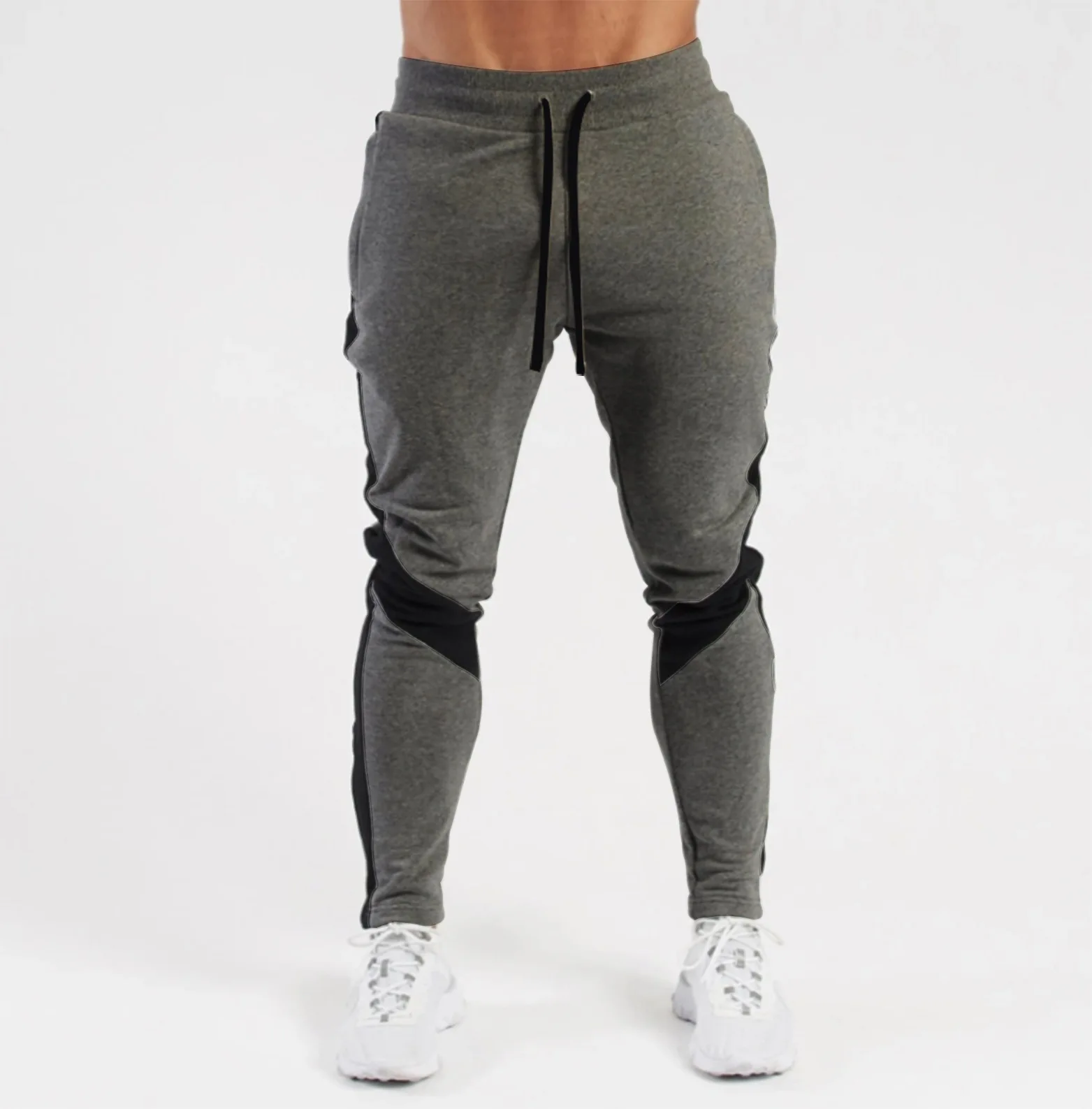 Men's Autumn and Winter Casual Color Blocked Pants, Fashionable and Versatile Sports and Fitness Shorts Sweatpants Men
Men's Autumn and Winter Casual Color Blocked Pants, Fashionable and Versatile Sports and Fitness Shorts Sweatpants Men