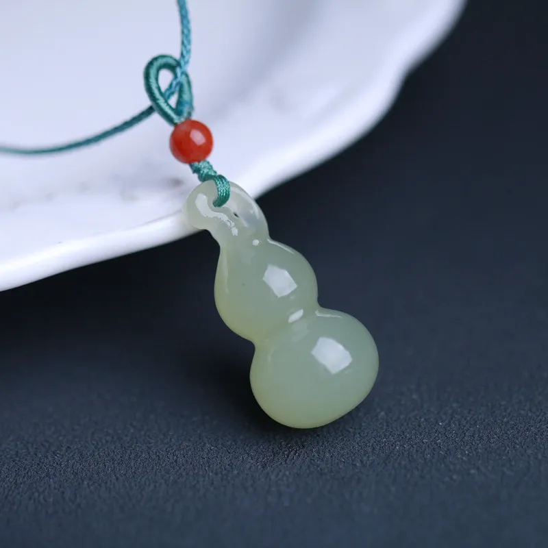 Natural Hetian Jade Light Blue Gourd Pendant Versatile Unisex Necklace Minimalist Elegant Jewelry Gifts
Natural Hetian Jade Light Blue Gourd Pendant Versatile Unisex Necklace Minimalist Elegant Jewelry Gifts