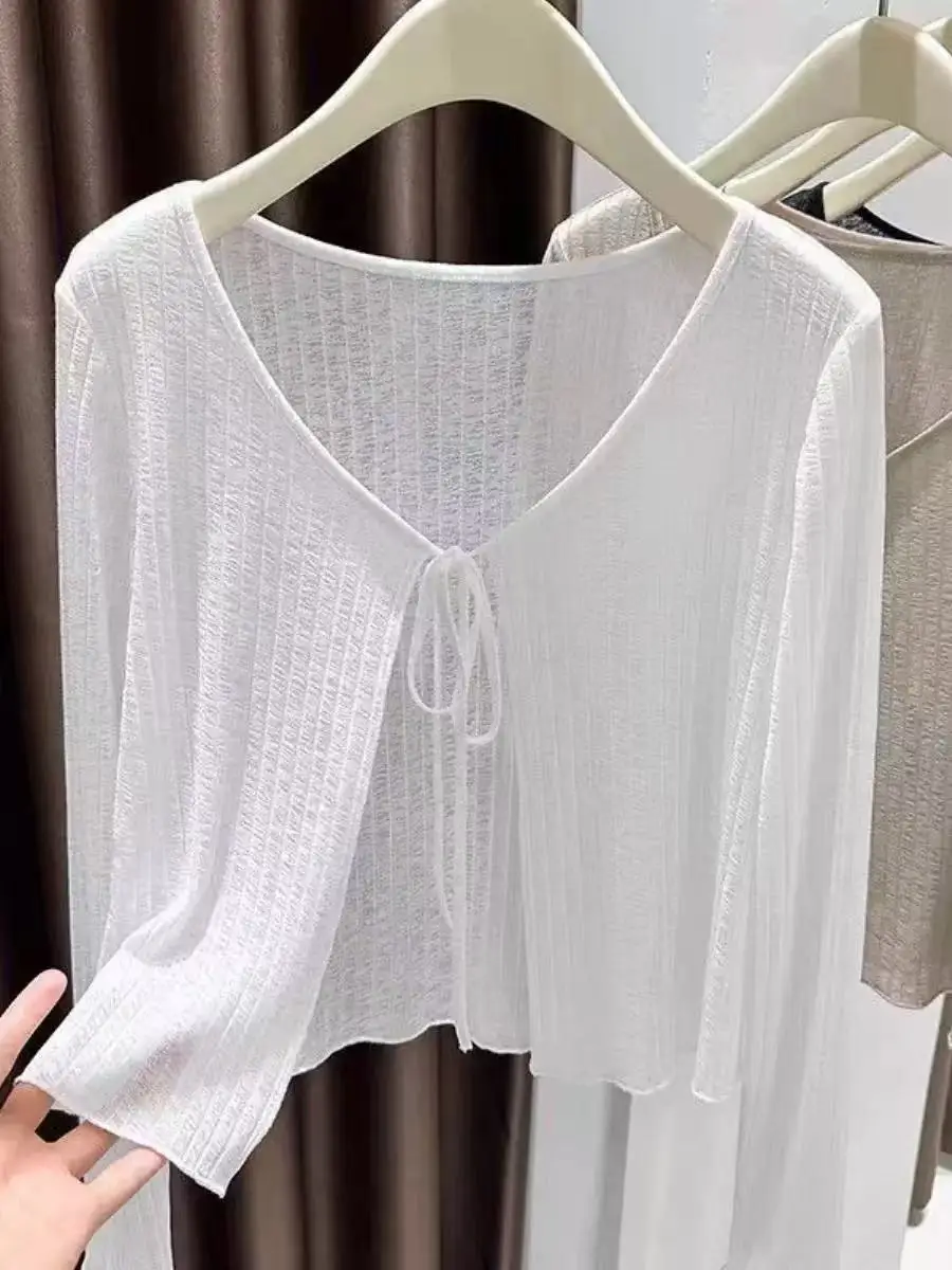 Spring Summer Short Knitted Shawl Coat Long Sleeve UV Protection Lightweight Breathable Tie Drape Top Women's Fashion Outerwear
Spring Summer Short Knitted Shawl Coat Long Sleeve UV Protection Lightweight Breathable Tie Drape Top Women's Fashion Outerwear