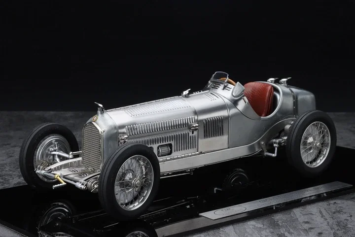 CMC 1:18 Alfa Tipob P3 1933, специальное издание, моделирование, ограниченная серия, все открытые металлические статические модели автомобиля из сплава, игрушка в подарок
CMC 1:18 Alfa Tipob P3 1933, специальное издание, моделирование, ограниченная серия, все открытые металлические статические модели автомобиля из сплава, игрушка в подарок