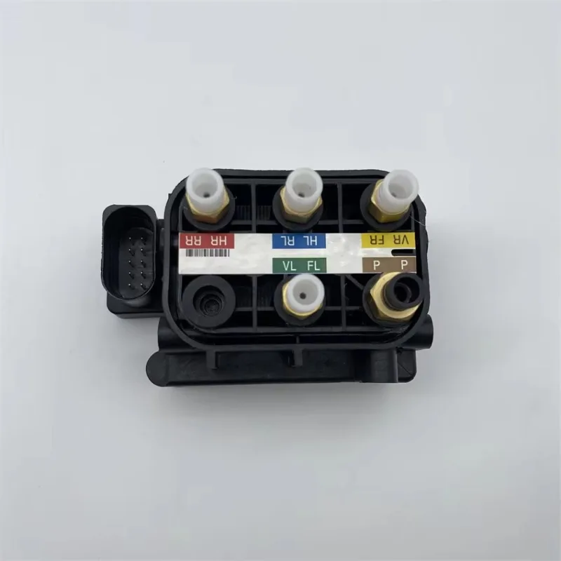 0993200058 /0993200158 For BENZ Parts W221 W164 W166 W211 W212 W222 Air Ride Control Valve W212 Air Suspension Valve Unit
0993200058 /0993200158 For BENZ Parts W221 W164 W166 W211 W212 W222 Air Ride Control Valve W212 Air Suspension Valve Unit