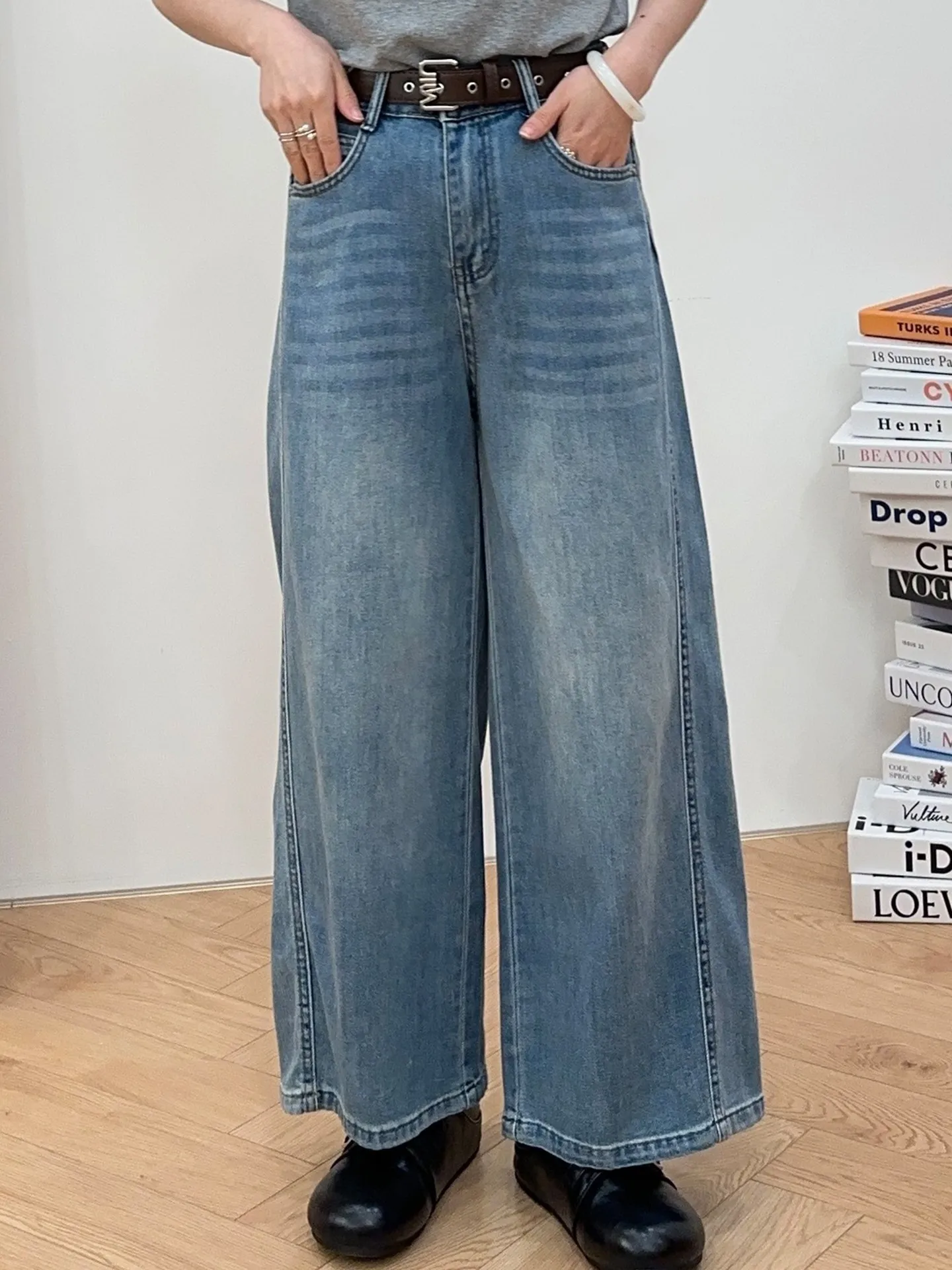 High Waist Slimming Jeans Summer Commute Versatile Loose Wide Leg Pants Korean Style Loose Fit High Waist Denim Jeans
High Waist Slimming Jeans Summer Commute Versatile Loose Wide Leg Pants Korean Style Loose Fit High Waist Denim Jeans