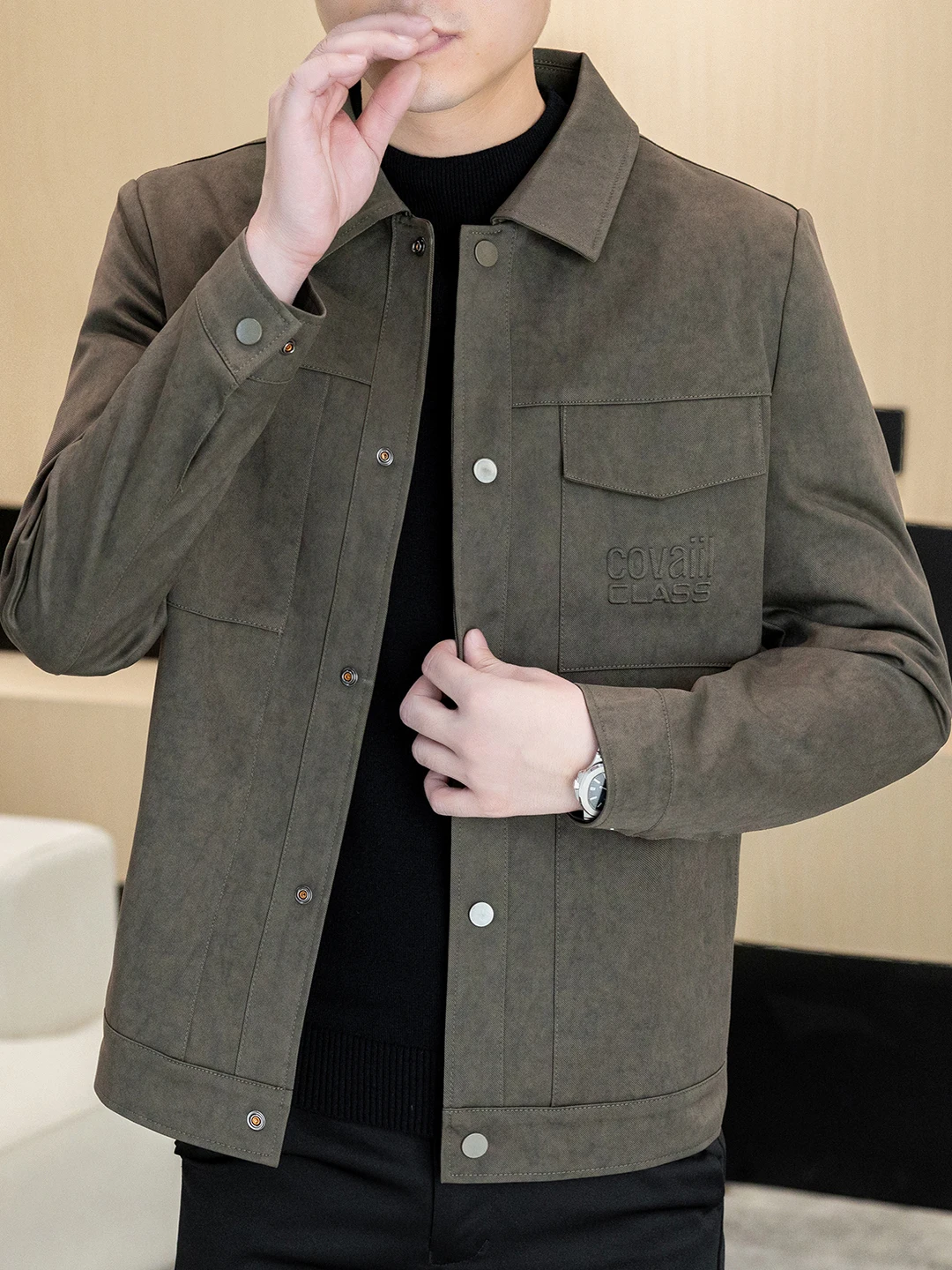 Весенне-осенняя высококачественная модная мужская повседневная деловая куртка 2025 года с принтом, для отдыха и работы, из полиэфирного волокна
Весенне-осенняя высококачественная модная мужская повседневная деловая куртка 2025 года с принтом, для отдыха и работы, из полиэфирного волокна