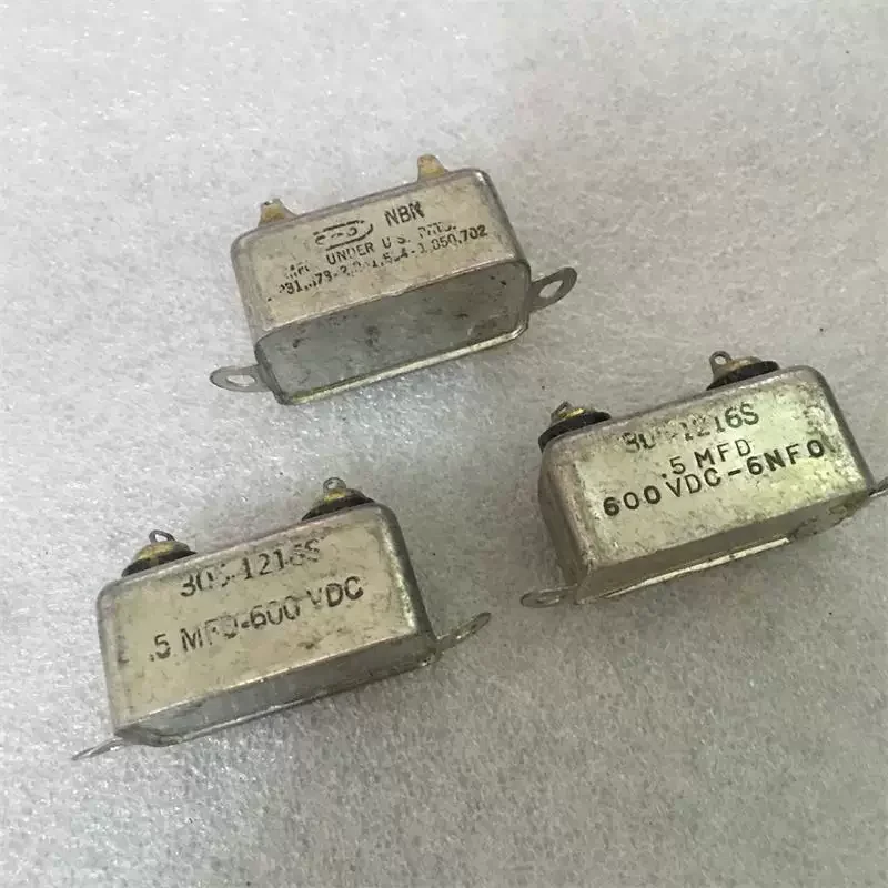 US C-D CDE large D 0.5UF generation 0.47uf600V copper shell gallbladder coupling oil immersed capacitor
US C-D CDE large D 0.5UF generation 0.47uf600V copper shell gallbladder coupling oil immersed capacitor