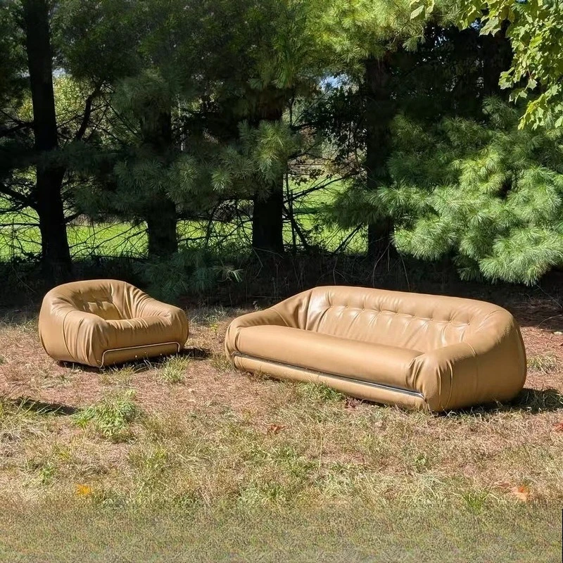 Medieval fashion niche design beige sofa retro industrial style advanced sense special-shaped shell light luxury
Medieval fashion niche design beige sofa retro industrial style advanced sense special-shaped shell light luxury