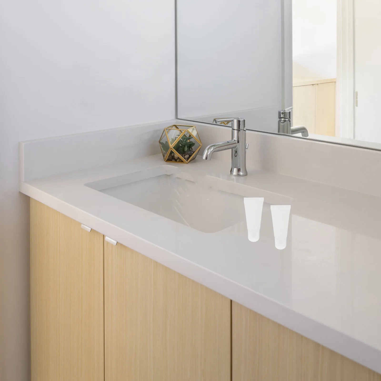 20Pcs Lotion Squeeze Bottles Refillable Travel Cream Tubes for Hand Cream Toothpaste Portable Compact Reusable Storage
20Pcs Lotion Squeeze Bottles Refillable Travel Cream Tubes for Hand Cream Toothpaste Portable Compact Reusable Storage