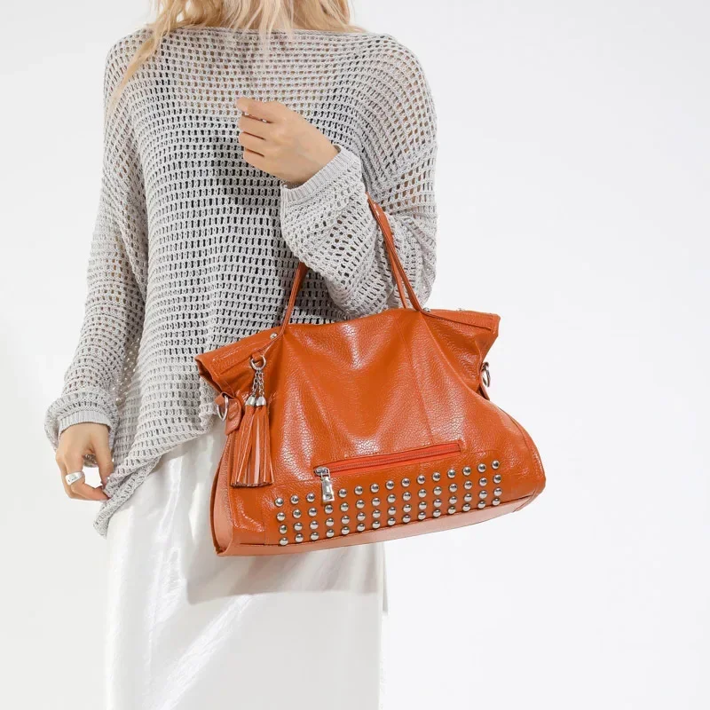 Large Capacity Handheld Tote Bag, Commuting Crossbody Bag, Personalized Rivets Handbags for Everyday Use
Large Capacity Handheld Tote Bag, Commuting Crossbody Bag, Personalized Rivets Handbags for Everyday Use