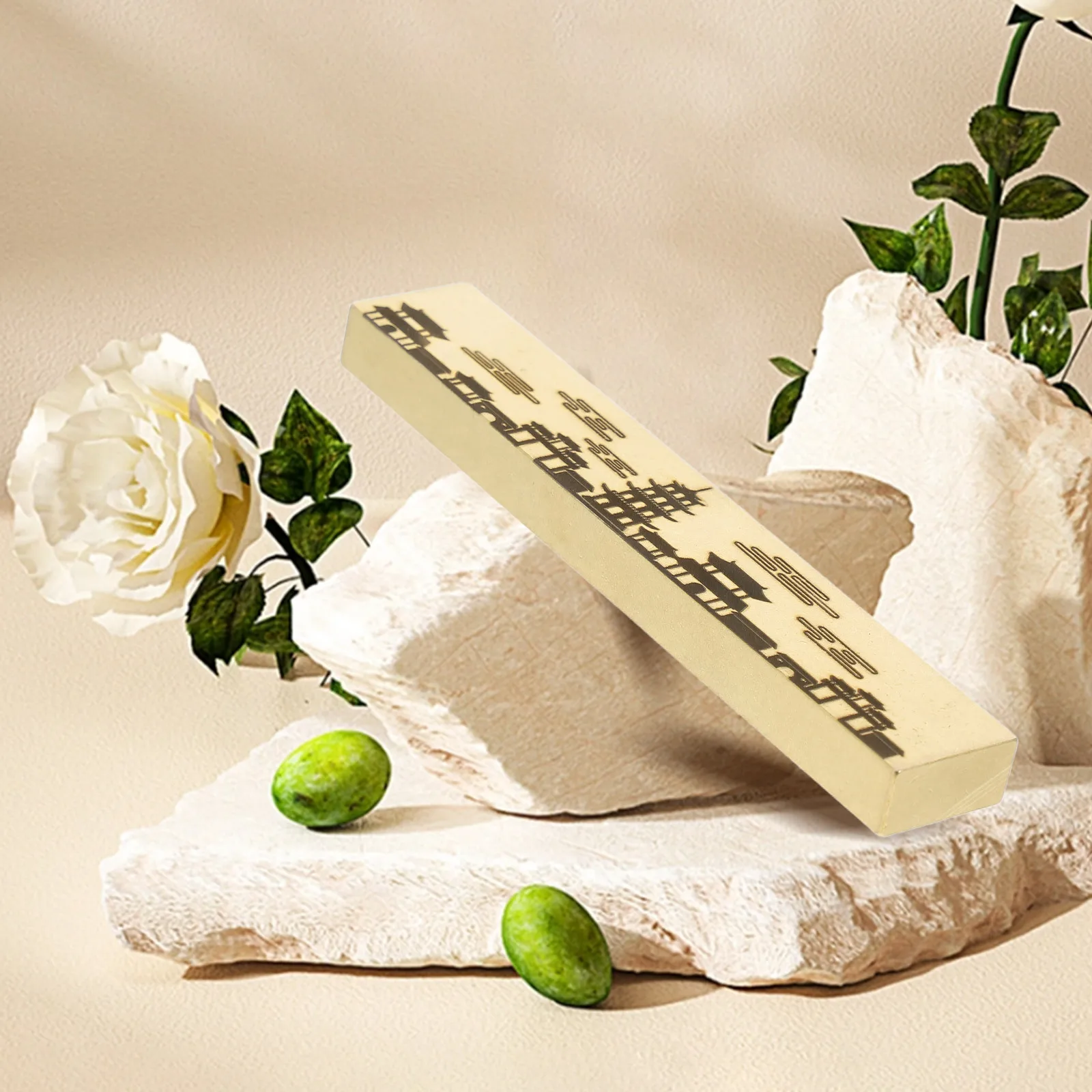 Brass Chinese Calligraphy Paperweight Vintage Rectangular Heavy Desk Ornament Calligraphy Practice Paper Weight 
Brass Chinese Calligraphy Paperweight Vintage Rectangular Heavy Desk Ornament Calligraphy Practice Paper Weight