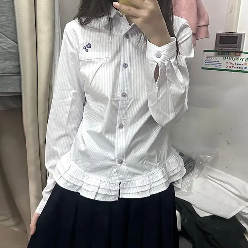 Korean Style Long Sleeve Shirt and Coat Lace Hem for Women Spring Summer Fashion 2026 New Collection Casual Cotton Blouse
Korean Style Long Sleeve Shirt and Coat Lace Hem for Women Spring Summer Fashion 2026 New Collection Casual Cotton Blouse