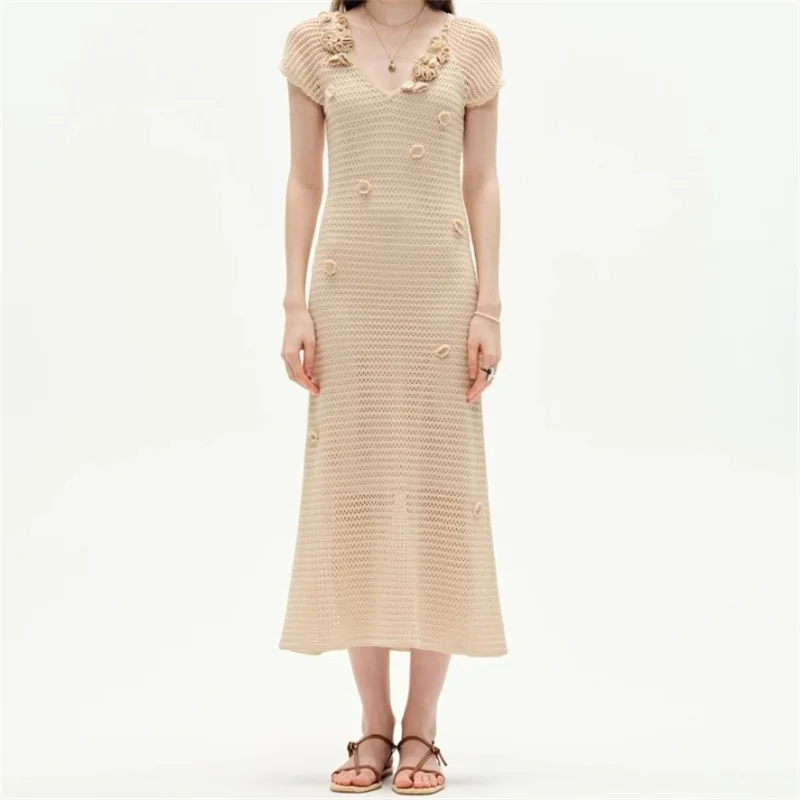 Womens dresses New elastic knitted hollow sleeveless long dresses for summer 2025 3D flower midi dresses casual party dresses
Womens dresses New elastic knitted hollow sleeveless long dresses for summer 2025 3D flower midi dresses casual party dresses