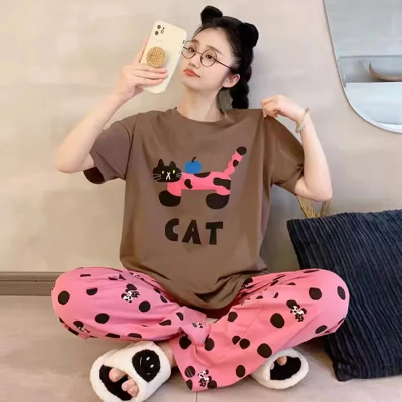 Summer New Women's Short Sleeved Pajama Home Clothes Set Cartoon Loose Head Lazy Style Pajama Home Clothes Two Piece Set
Summer New Women's Short Sleeved Pajama Home Clothes Set Cartoon Loose Head Lazy Style Pajama Home Clothes Two Piece Set